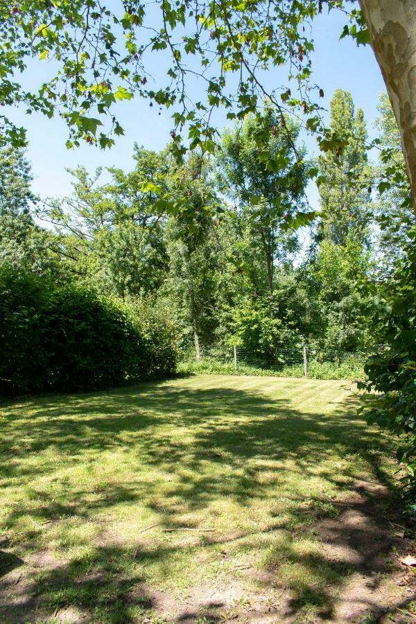 Camping L'Ilot Du Chail Sansais Exterior photo